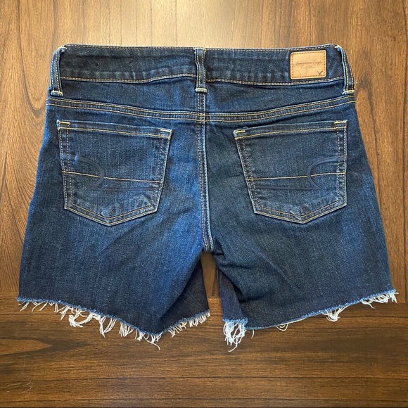 3/$12!! American Eagle Jean Shorts - Size 4 - Picture 2 of 4